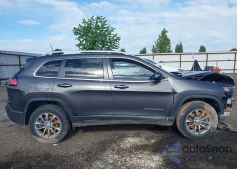 2019 Jeep Cherokee Latitude Plus 4X4 from USA, damaged, VIN 1C4PJMLN2KD132053